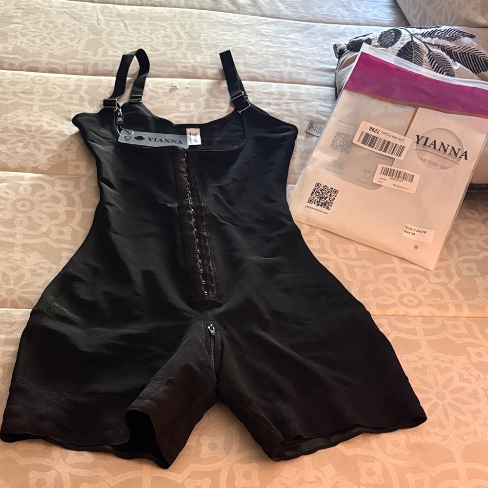 Yianna Black Shapewear Bodysuit